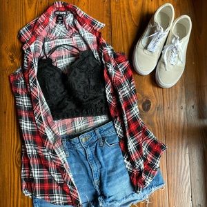 Hot Topic Red Plaid Sleeveless Woven Button Up